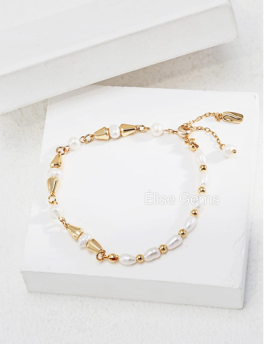 Elegant Gold Plated Pearl Bracelet SL0121-2